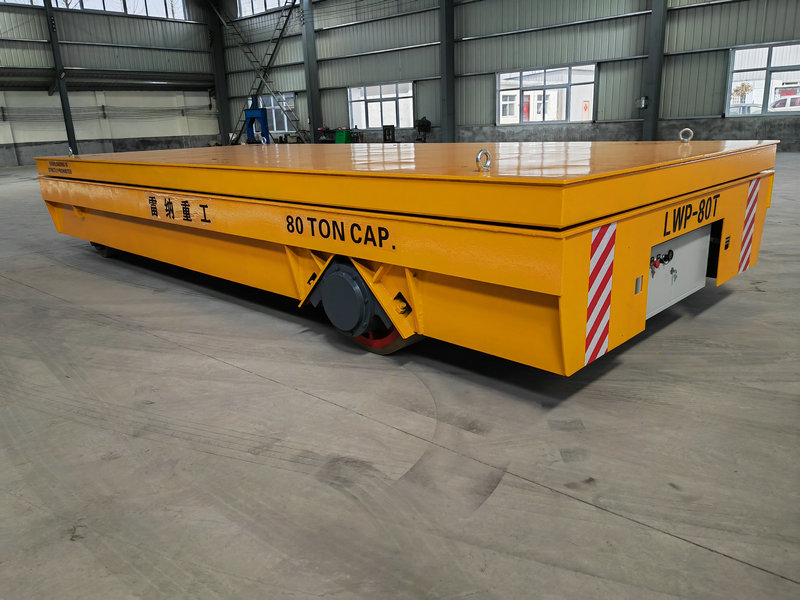80 ตัน Heavy Duty Hydraulic Lifting Trackless รถเข็น
