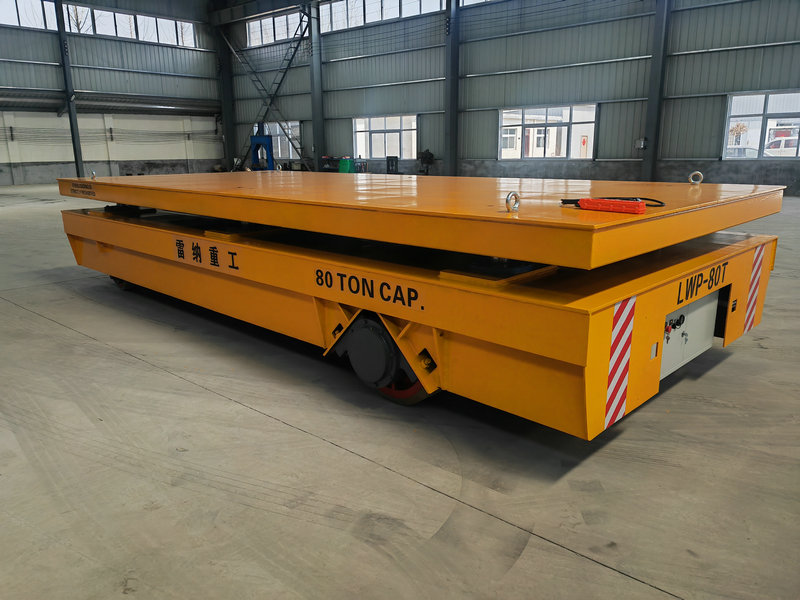 80 ตัน Heavy Duty Hydraulic Lifting Trackless รถเข็น